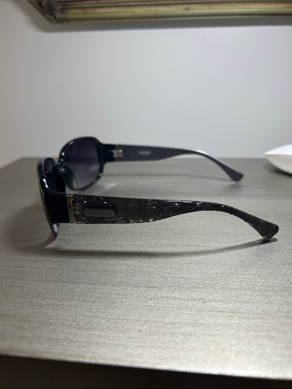 Coach Women’s Black and Grey Sunglasses with Gradient Lenses - Picture 7 of 9